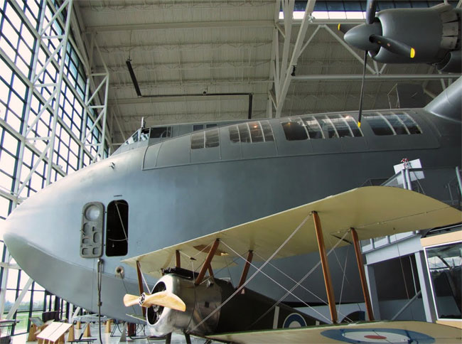 Hughes H-4