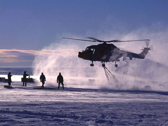 Westland Lynx katonai helikopter