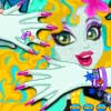 Lagoona Blue manikűrje - Lagoona Blue loves manicure nails. Can you help her?